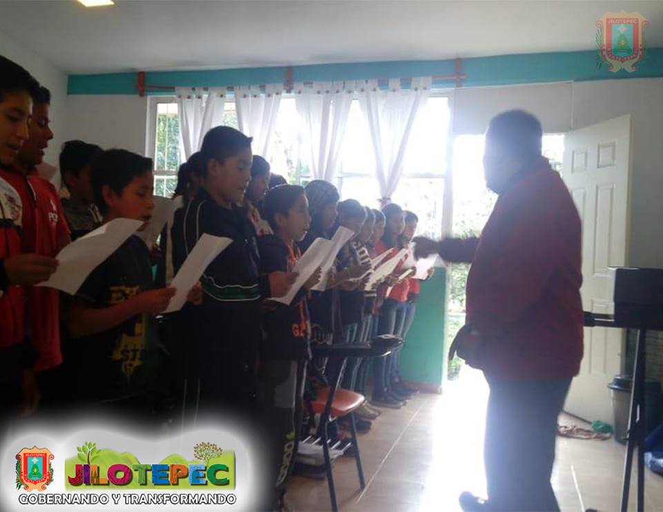 Integración de coro de la Esc. Primaria José Maria Morelos y Pavon. Integración de coro de la Esc. Primaria José Maria Morelos y Pavon.