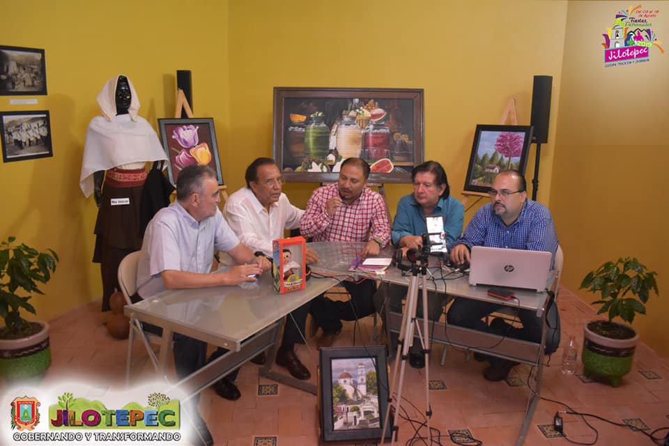 Entrevista al Presidente. Entrevista al Presidente.